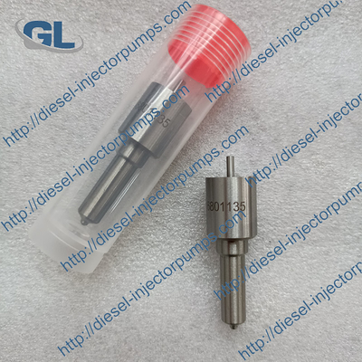 El inyector de combustible diesel de alta calidad equipa con inyector 6801135 para el NUEVO tractor 6.6L de HOLANDA 7840