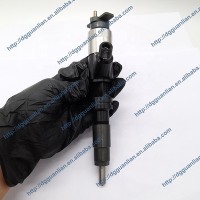 Inyector de combustible común diesel auténtico del carril 095000-6310 095000-6311 DZ100212 RE530362 para JOHN DEERE 6830 06-11 4V-CR