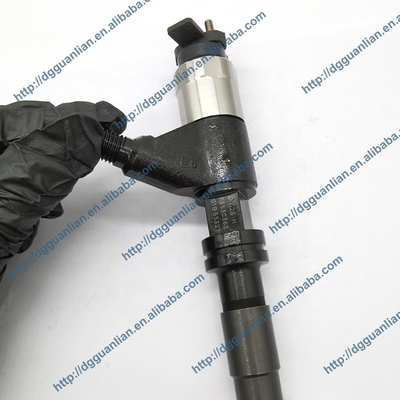 Inyector de combustible común diesel auténtico del carril 095000-6310 095000-6311 DZ100212 RE530362 para JOHN DEERE 6830 06-11 4V-CR