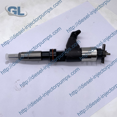 Inyector de combustible común diesel original del carril 095000-8940 para JOHN DEERE 4045T RE543266