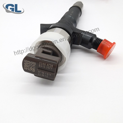 Inyector de combustible común diesel del carril 23670-0L110 para el motor 295050-0810 de Denso Toyota 2KD FTV